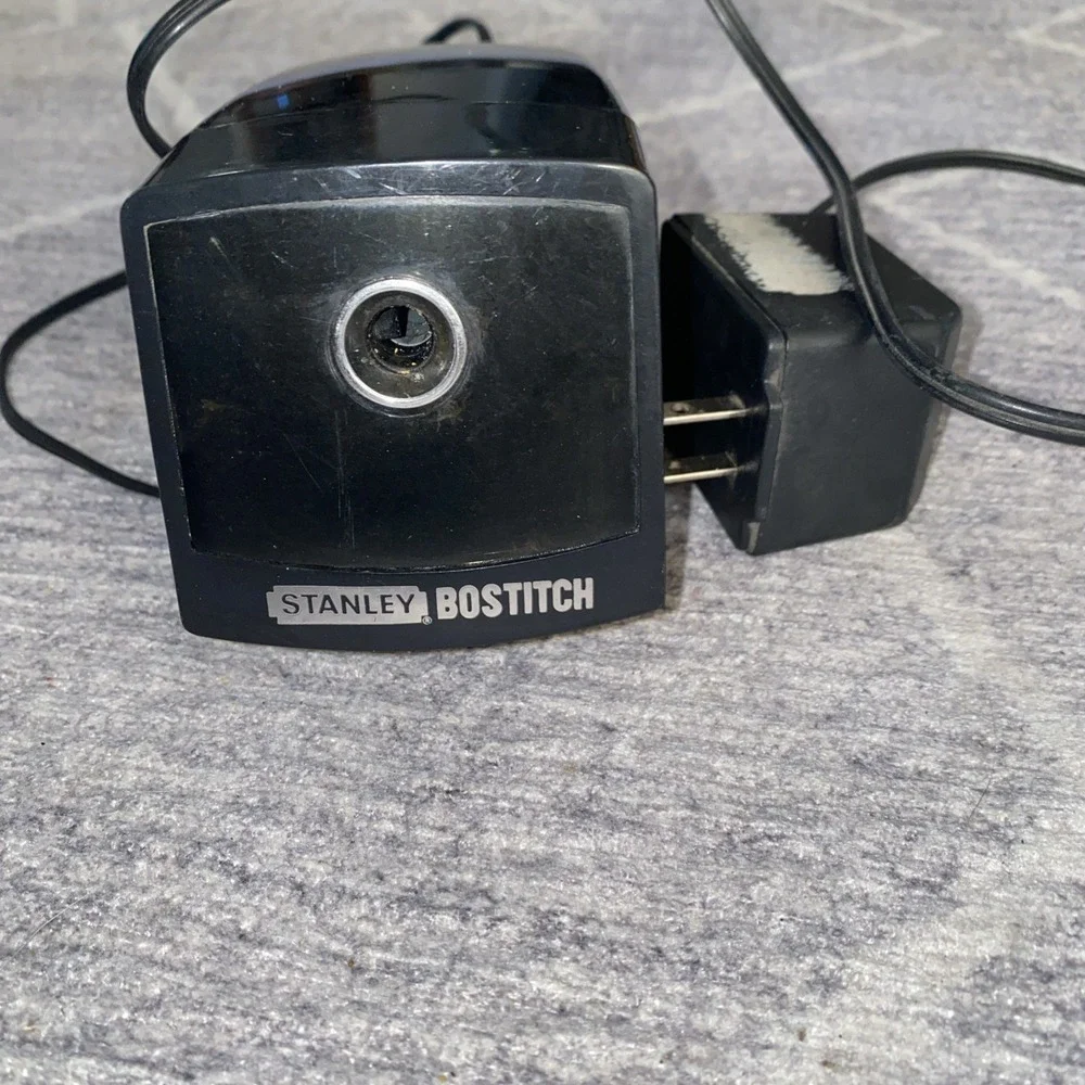 VINTAGE BOSTITCH EPS 5 ELECTRIC PENCIL SHARPENER WOOD LOOK tested